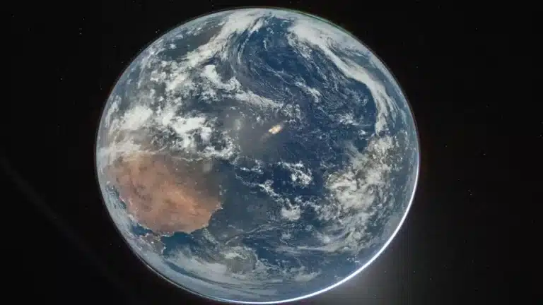 Artemis II görevi sırasında astronotlar tarafından uzaydan çekilen, Afrika kıtasının net şekilde görüldüğü Dünya görüntüsü