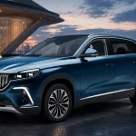 Modern şehir manzarası önünde ıslak zeminde duran mavi TOGG T10X elektrikli SUV